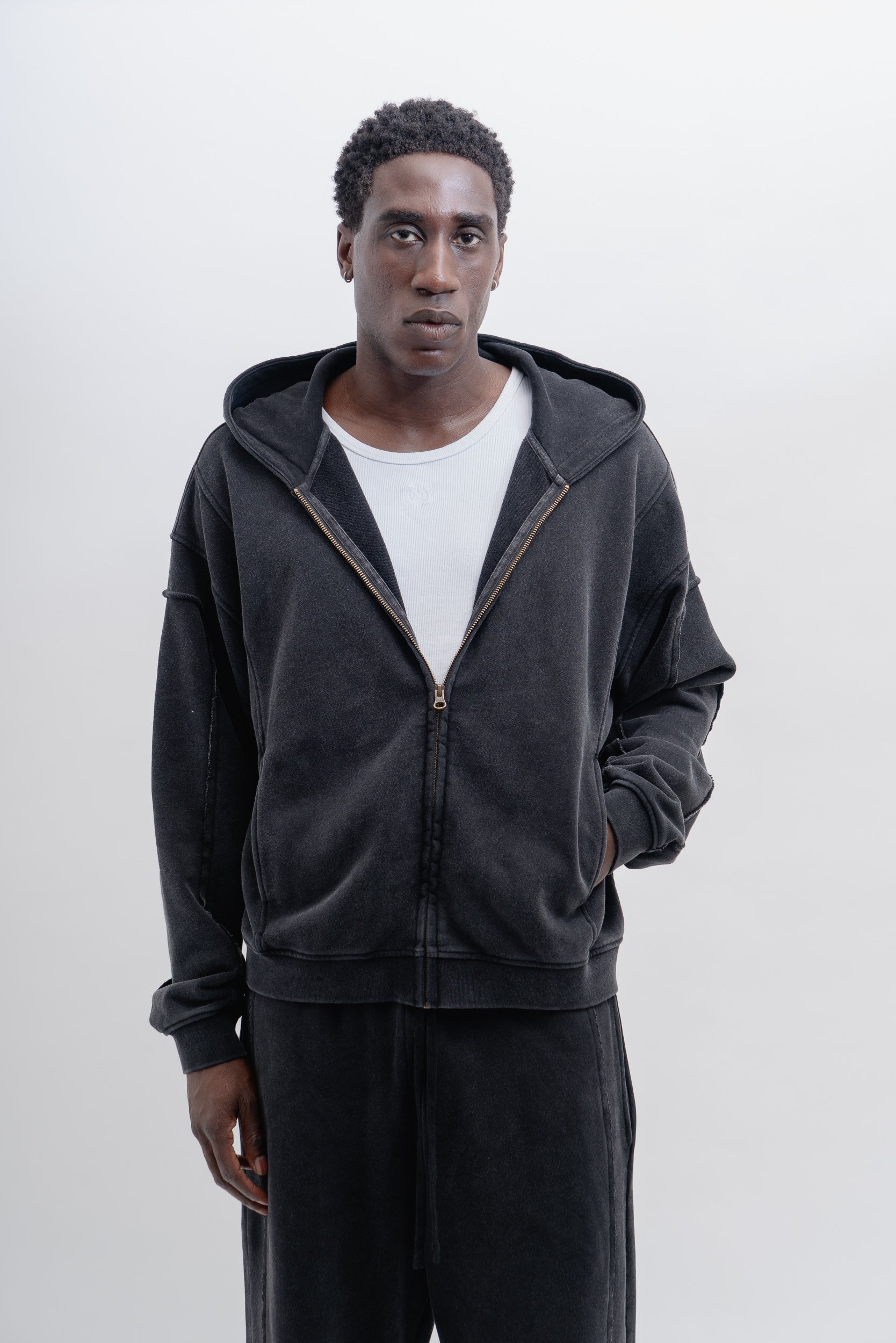 RAW EDGES ZIPPER - VINTAGE CHARCOAL